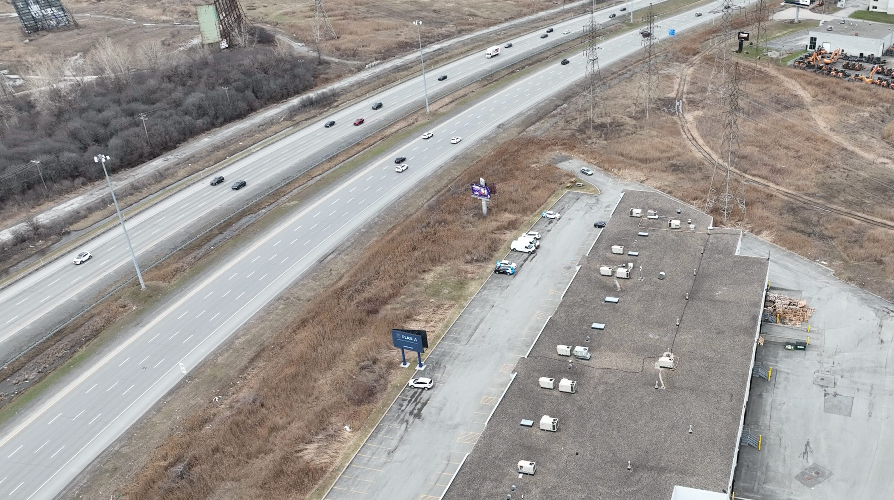panneau-numerique-laval-autoroute-15 panneau-numerique-laval-autoroute-15
